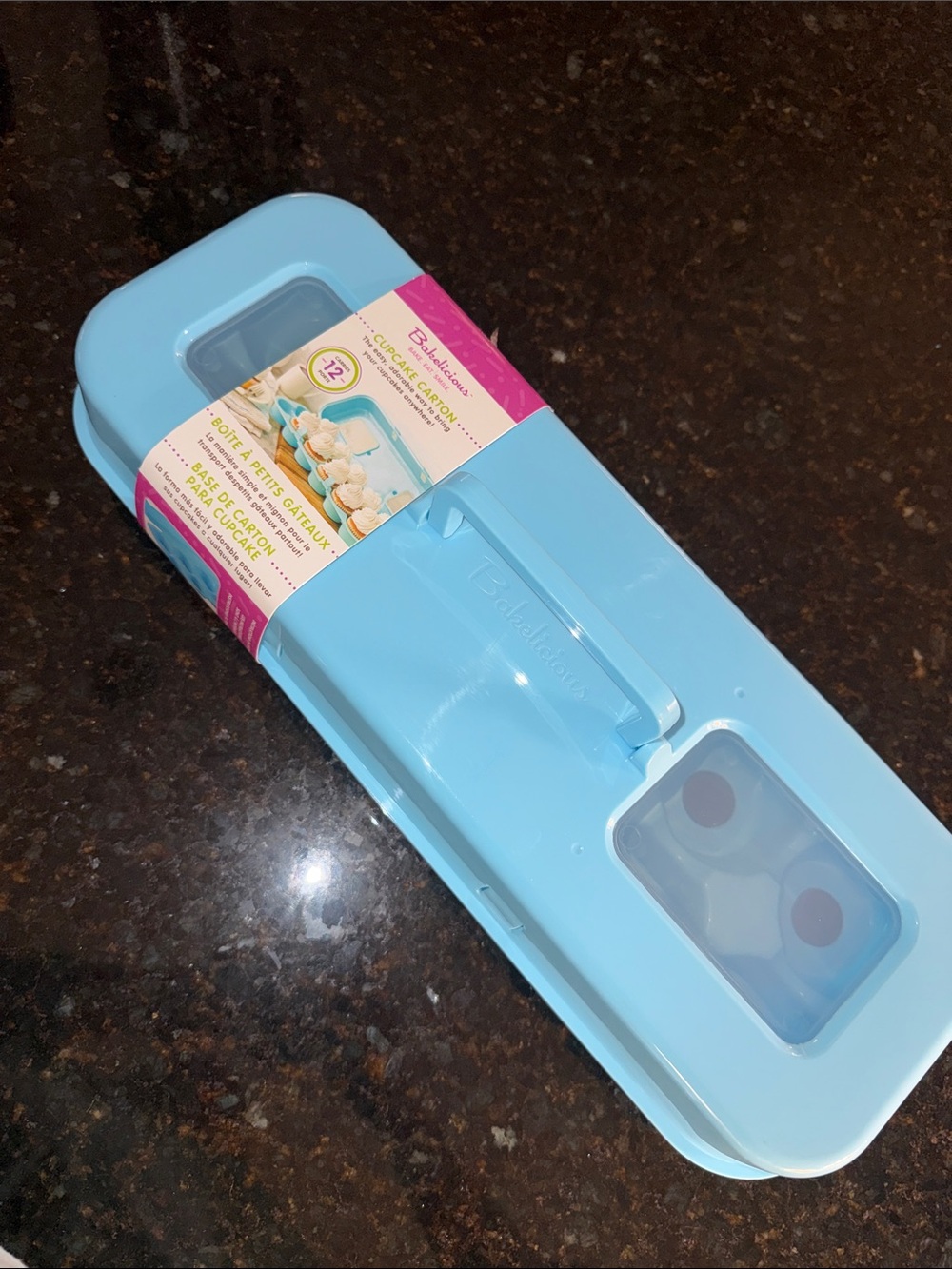 Cupcake Carrier - Holds 12 with handle. New!! - Picture 6 of 6